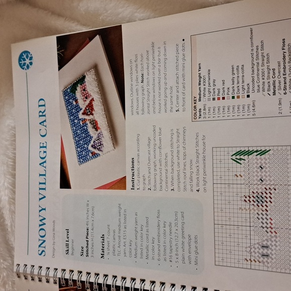 Happy Holidays in plastic canvas - Picture 6 of 16